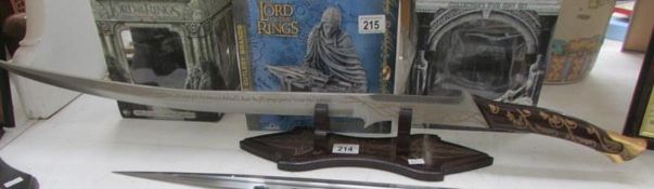 A boxed Lord of the Rings 'Hadhafang' sw