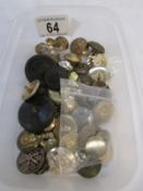 A quantity of military buttons