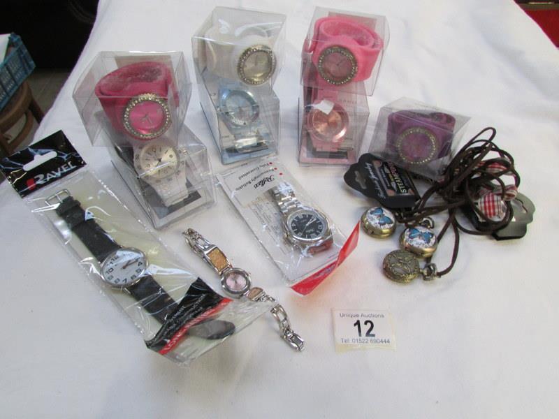 A quantity of wristwatches