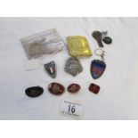 A mixed lot including Police badges etc