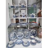 A mixed lot of blue and white china