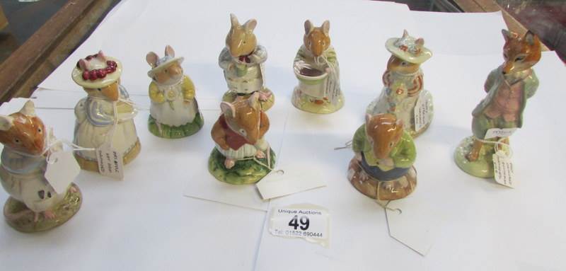 9 Royal Doulton Bramble Edge figures, al