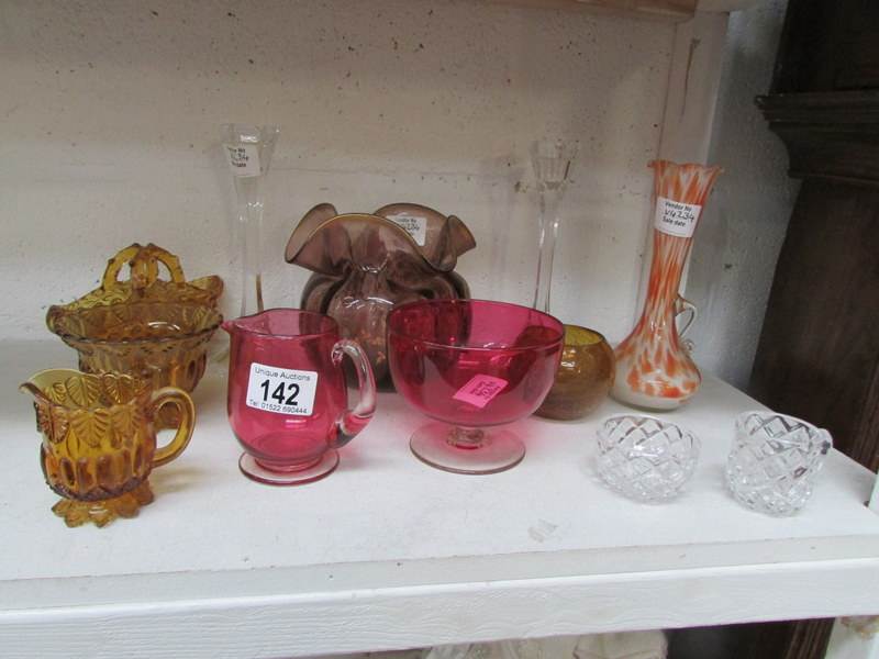 A mixed lot of glassware including cranb