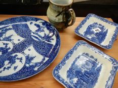 2 blue and white shredded wheat dishes,