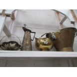 2 brass coal scuttles, brass jug and pla