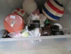 A mixed lot of retro and other items inc