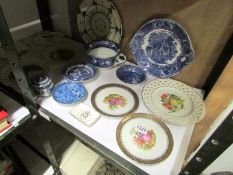 A mixed lot including blue and white