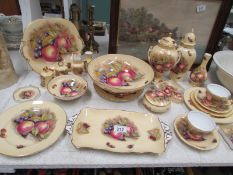 25 pieces of Aynsley fruit patterned chi