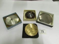 3 vintage Stratton compacts together wit