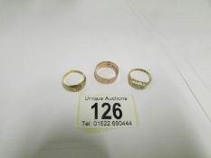 A 9ct gold ring 3gms, a/f and 2 18ct gol