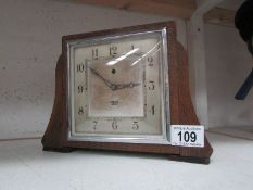 A mantel clock