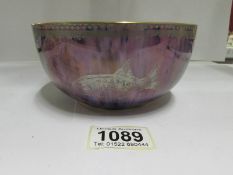 A 1920's Portland lustre bowl featuring