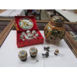 A miniature tea set and other Oriental s