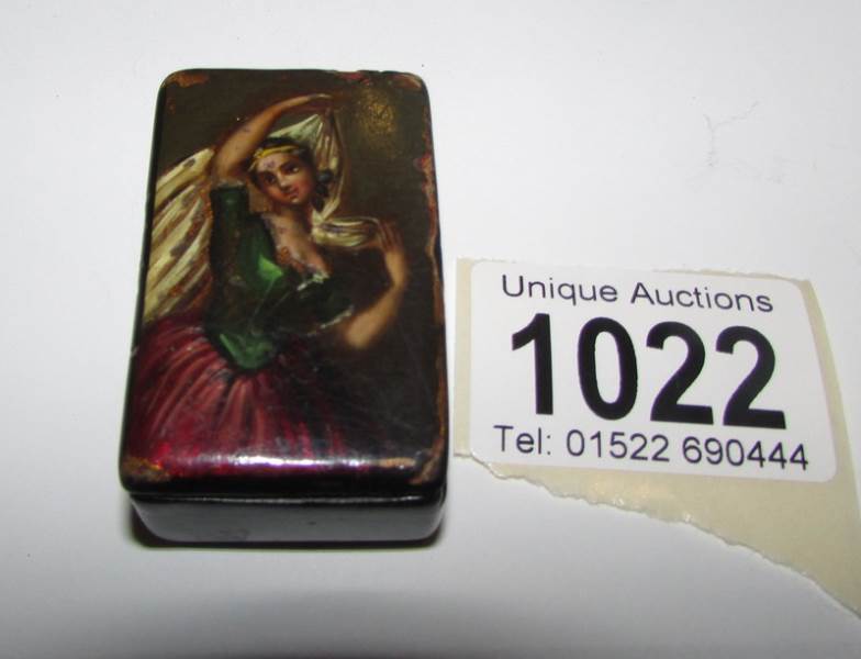 A papier mache snuff box with painted la - Image 2 of 2