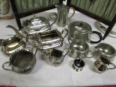 A mixed lot of silver plate and pewter