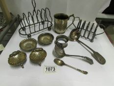 A mixed lot of silver plate including toast racks,