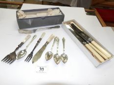 A mixed lot of silver plate cutlery