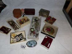 A mixed lot of costume jewellery etc
