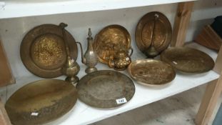 A mixed lot of mainly Oriental brass ware