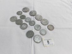 4 USA silver dollars and a silver half dollar, 103gms,