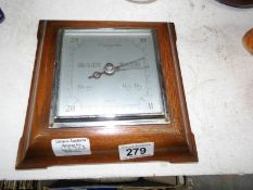 A Smith's 'Deco' barometer