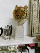 A Leonardo collection tiger head ornament