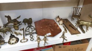 A mixed lot of brassware including animals