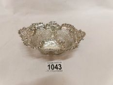 A Victorian silver sweetmeat dish, Chester 1899,
