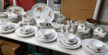Approximately 85 pieces of Royal Worcester 'Evesham' pattern tea and dinner ware