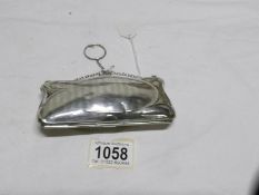 A silver purse, Birmingham 1917/18, 88gms,