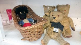 3 old teddy bears,