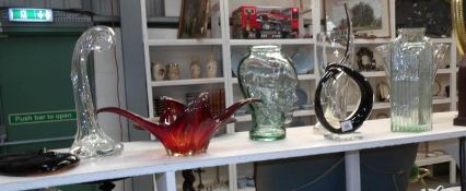 8 glass items including boot, bust,