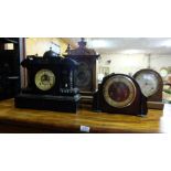 Black slate mantle clock & 4 timber framed mantle clocks (5)