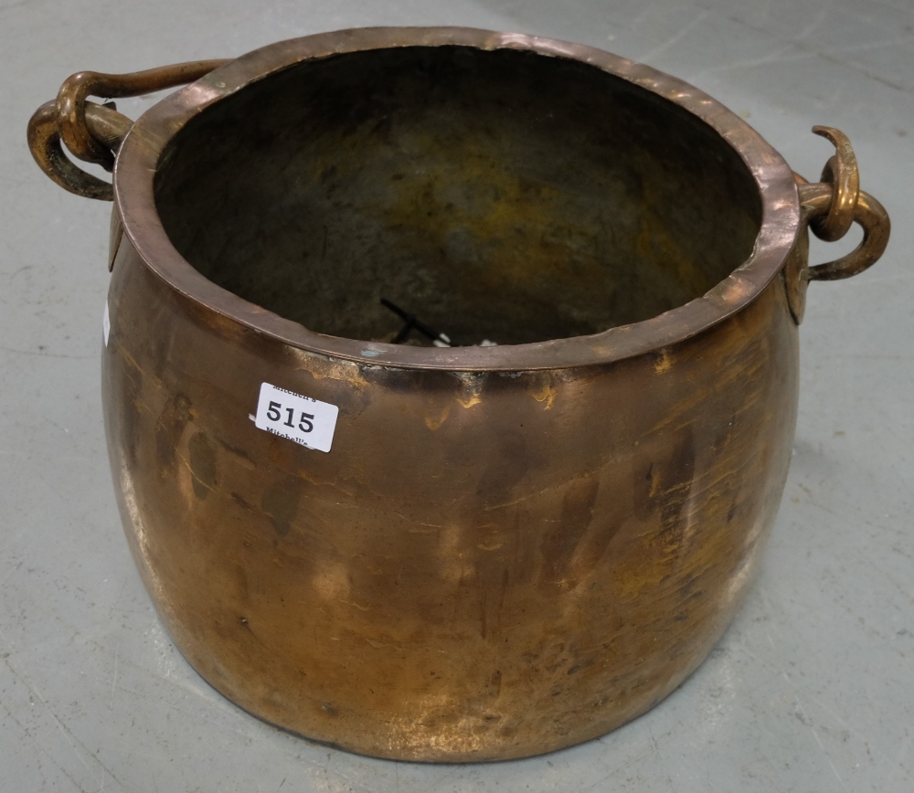 Victorian circular heavy Copper Pot with carrying handle, 14” dia