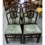 Set of 6 early 20thC Oak Dining Chairs, the arched top rails over central splats of acanthus leaves,