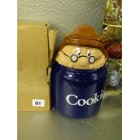 WADE TETLEY FOLK BOXED COOKIE JAR