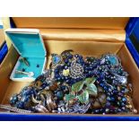 BOX CONTAINING 14CT YELLOW GOLD CASED WATCHES AND OTHER VARIOUS WATCHES, PASTE SETS, WATCHES, BEADS,