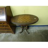 VICTORIAN WALNUT OVAL CENTRE TABLE INLAI