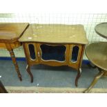 20TH CENTURY FRENCH KINGWOOD MARQUETRY I