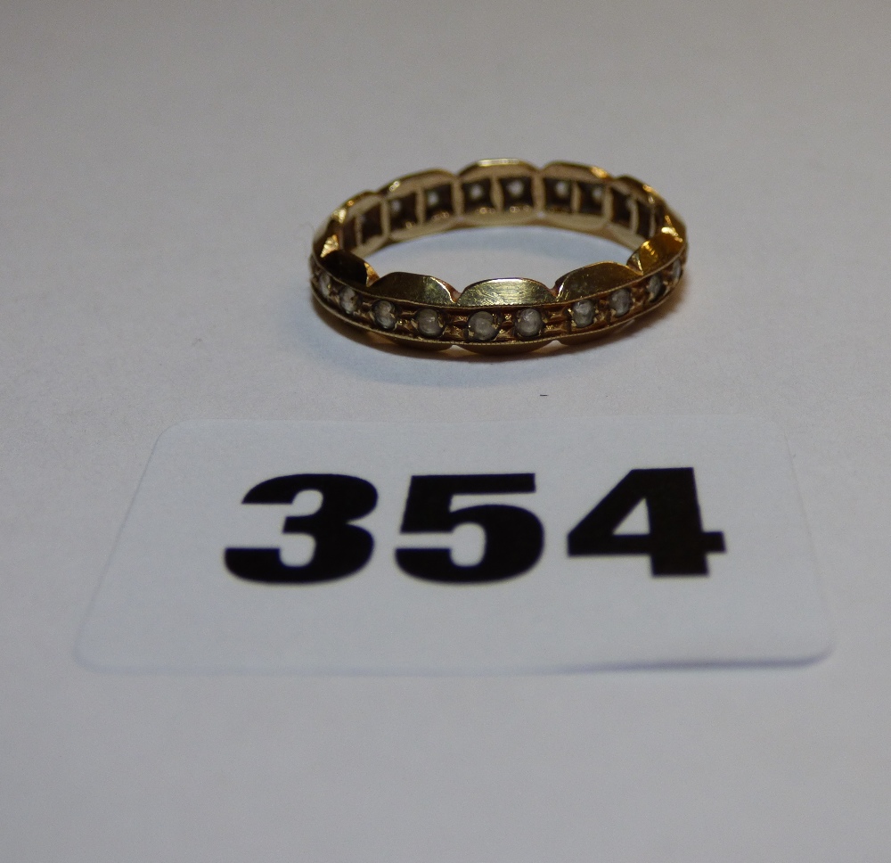 LADIES 9CT GOLD ETERNITY BAND SIZE R 2.