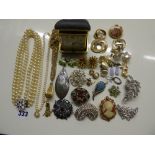 ASSORTED COSTUME JEWELLERY- CLIP ON EARRINGS,SIMULATED PEARL EARRINGS,,SPRAY BROOCHES,