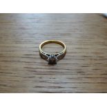 18CT GOLD & PLAT CLAW SET SOLITARE RING SIZE M