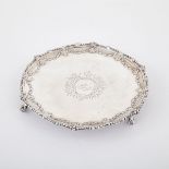 GEORGE III SILVER SMALL CIRCULAR SALVER, JOHN CARTER, LONDON, 1771 engraved with a foliate cartouche