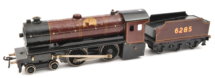 A Bassett-Lowke O gauge live steam 4-4-0 tender locomotive. An Enterprise Express freelance, RN