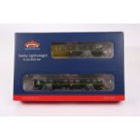 A Bachmann Branch Line OO gauge class 2 car DMU set  31-516. A Derby lightweight in BR green with