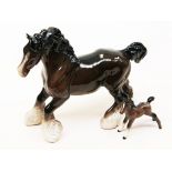 A Beswick horse and foal. L9cm & 25cm. Condition of both pieces if good, no damage/repairs,