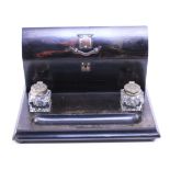 A Victorian calamander desk stand. L31cm