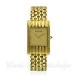 A GENTLEMAN'S 18K SOLID GOLD BOUCHERON REFLET BRACELET WATCH CIRCA 1990s WITH ORIGINAL BOX AND EIGHT