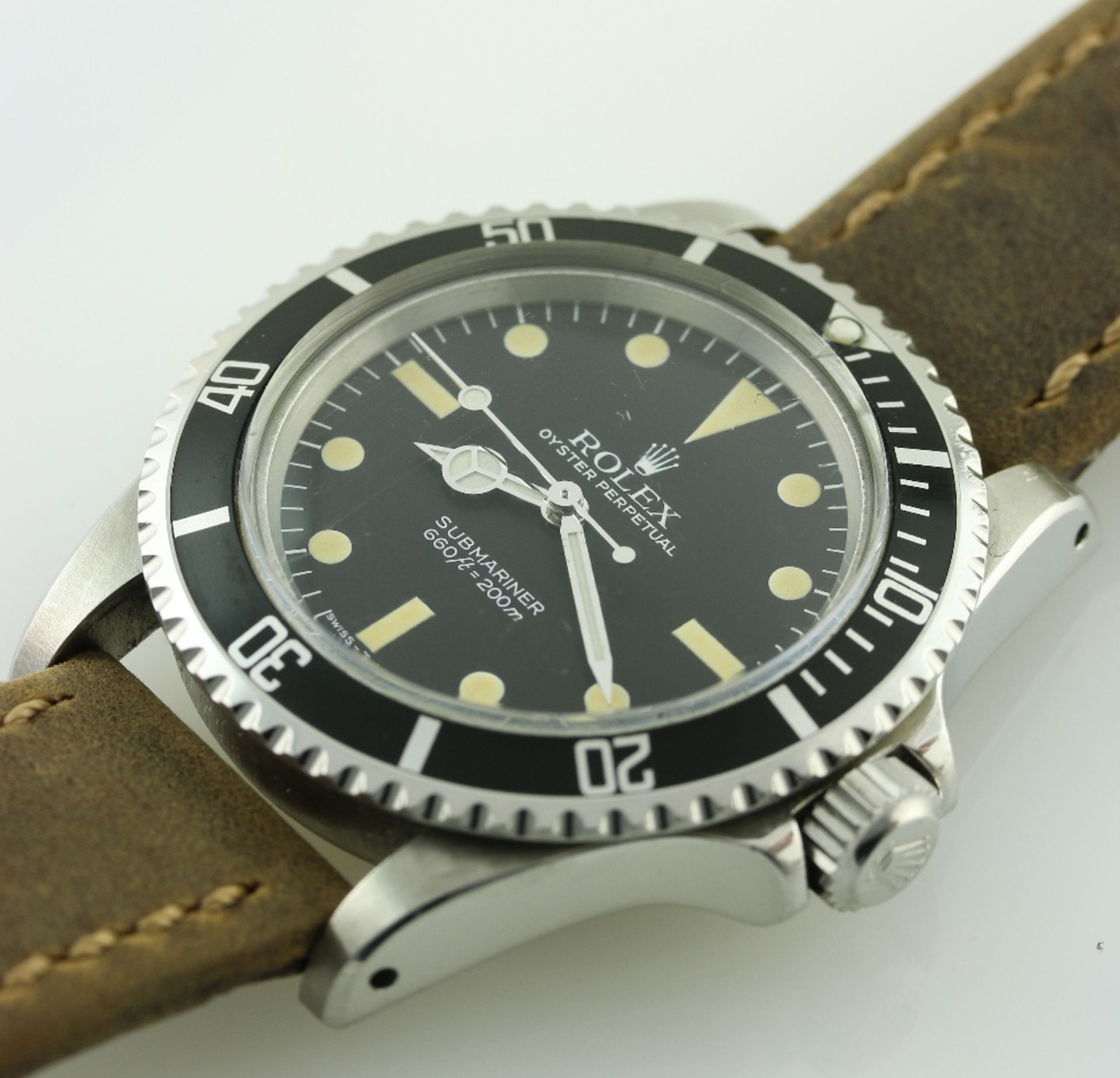 A GENTLEMAN'S STAINLESS STEEL ROLEX OYSTER PERPETUAL SUBMARINER WRIST WATCH CIRCA 1982, REF. - Image 3 of 7