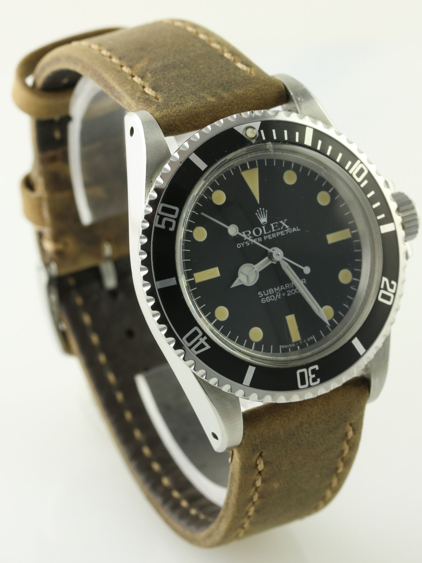 A GENTLEMAN'S STAINLESS STEEL ROLEX OYSTER PERPETUAL SUBMARINER WRIST WATCH CIRCA 1982, REF. - Image 5 of 7